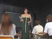 豐臀日本正妹打屁股