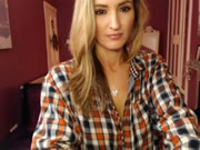 兩只豐滿大奶子金髮美女在直播間自嗨